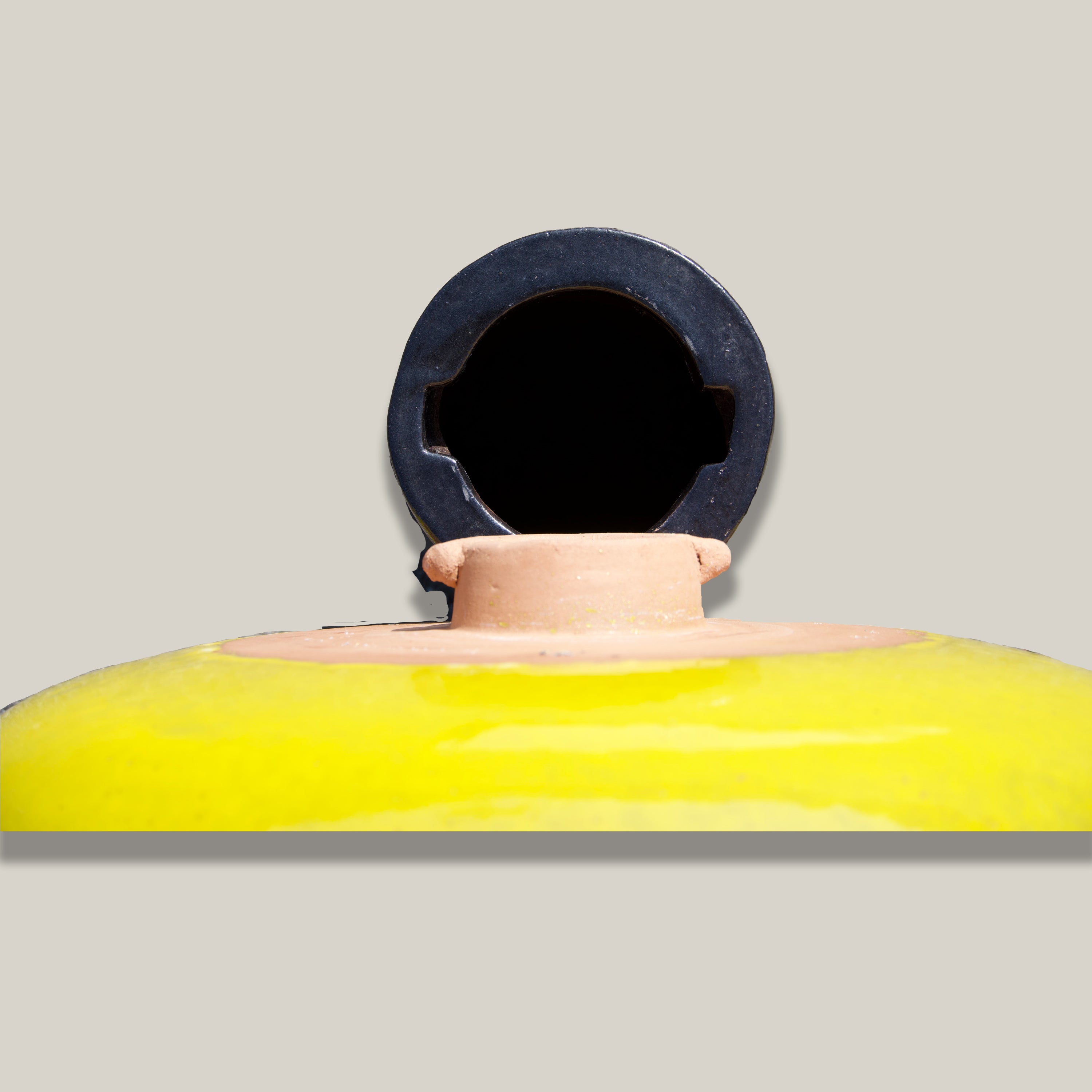 3106L38 - Ceramic Bird Bath - Atomic Yellow Top and Black Stand