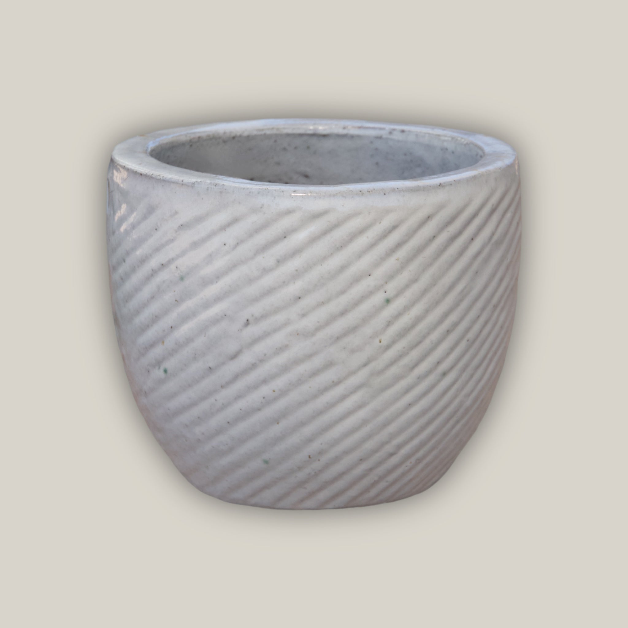 large round white plant pot White Round Swirl Planter