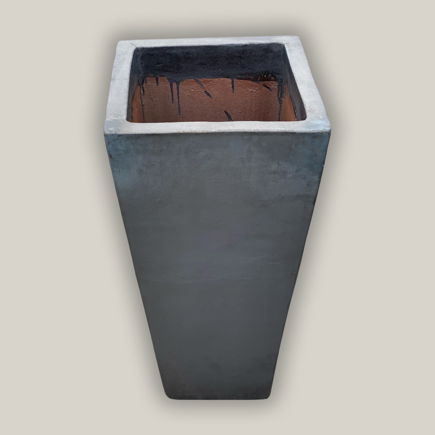 6016H33 - Matte Black Wedge Planter