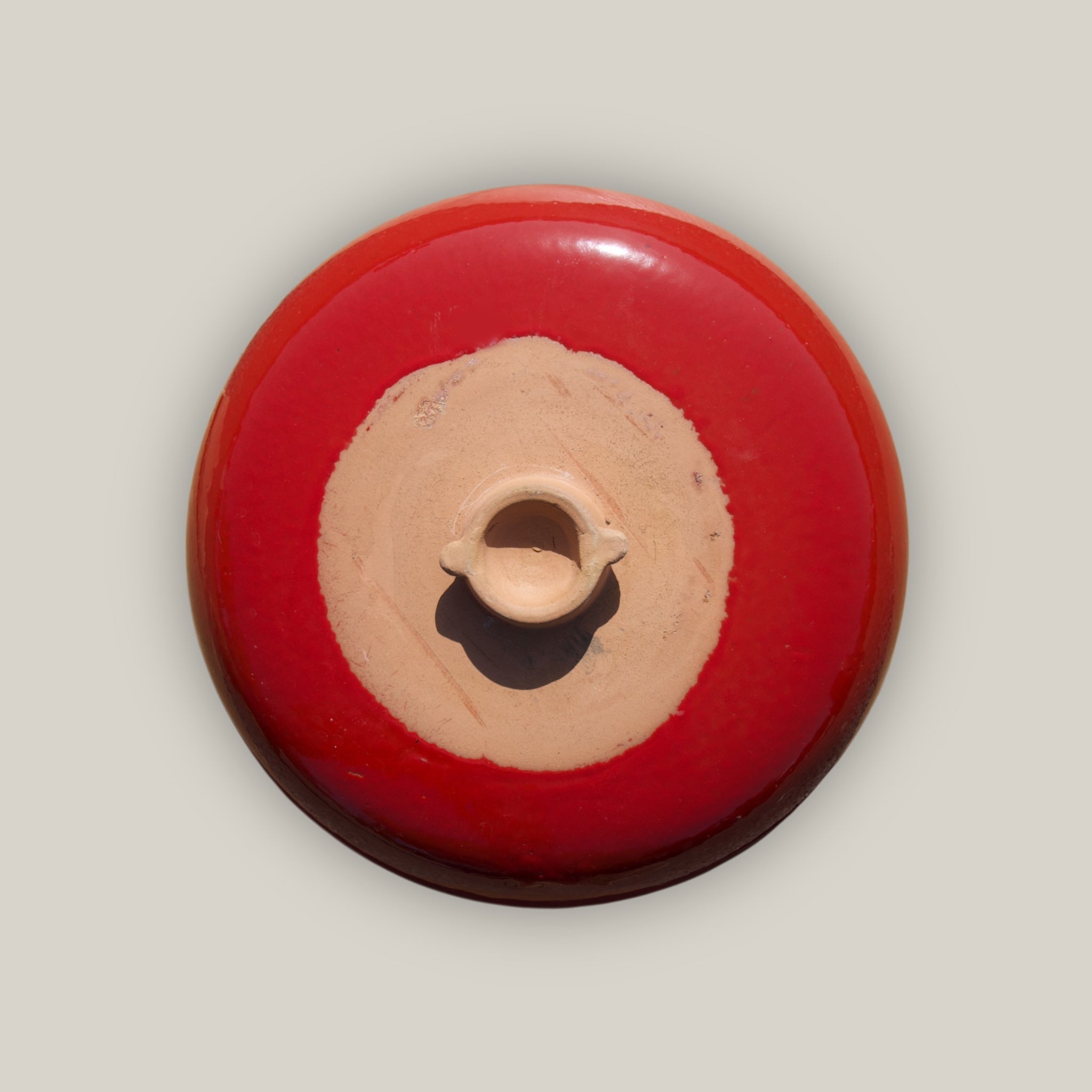 3106L14FS - Ceramic Bird Bath - Bright Red Top & Black Stand