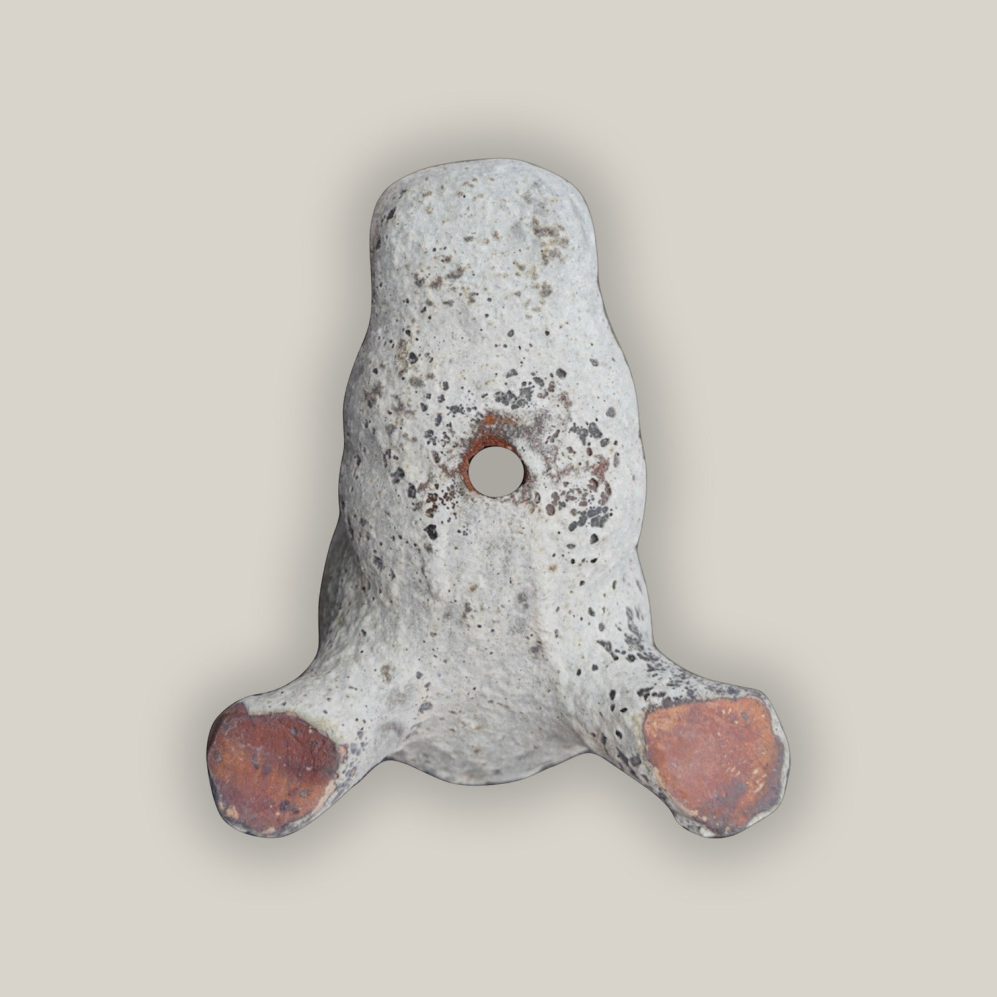 Bottom view of Atlantis white faceplant hippo planter