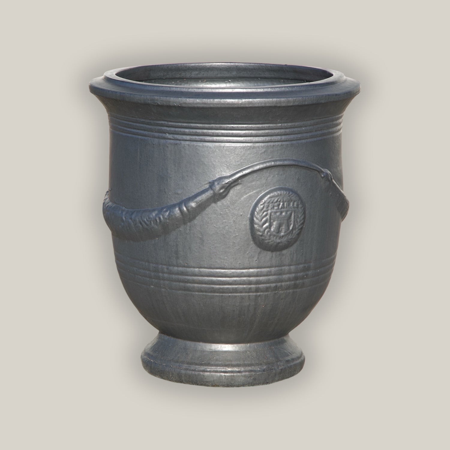 4023GA - Graphite Medallion Urn