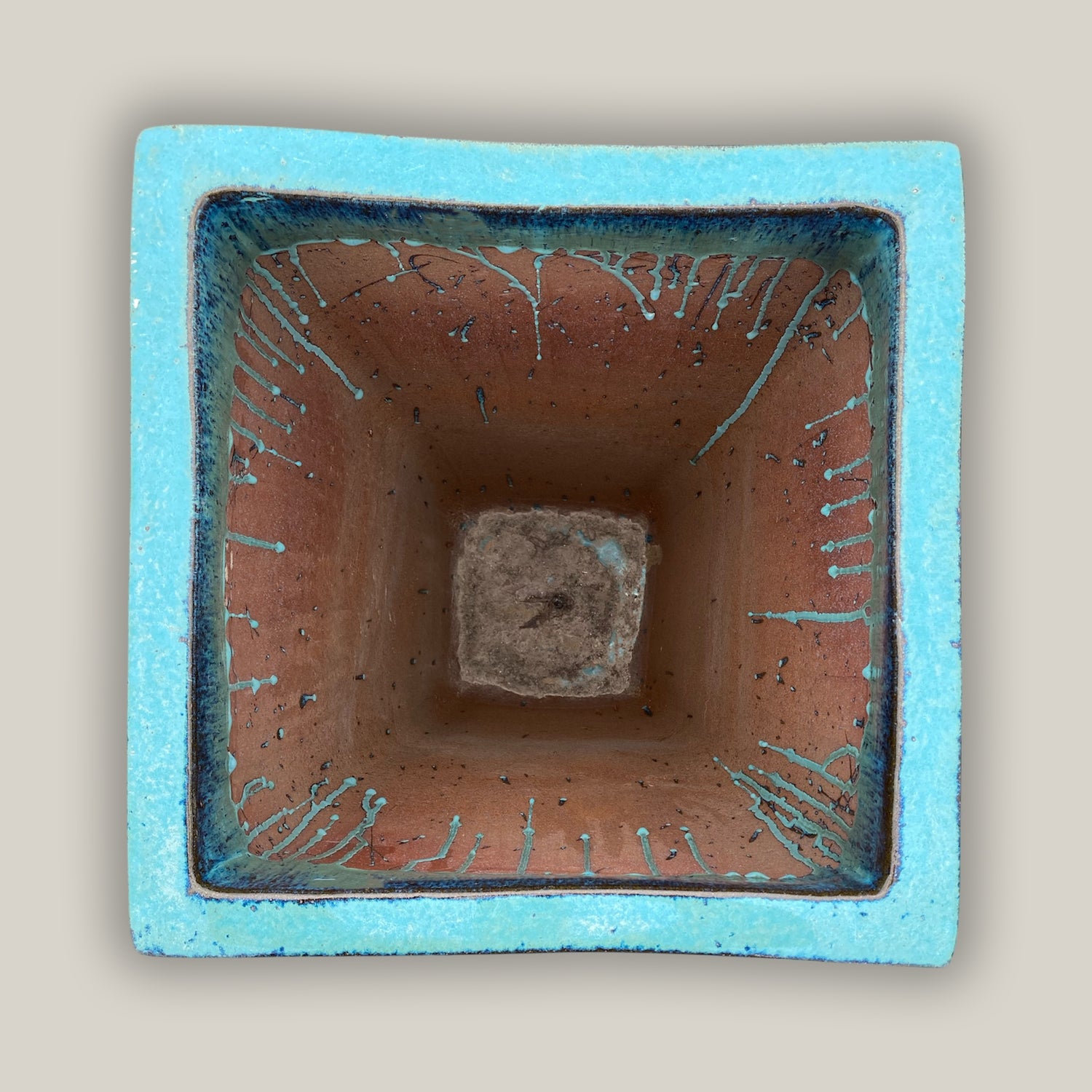 6016H1 - Turquoise Wedge Planter