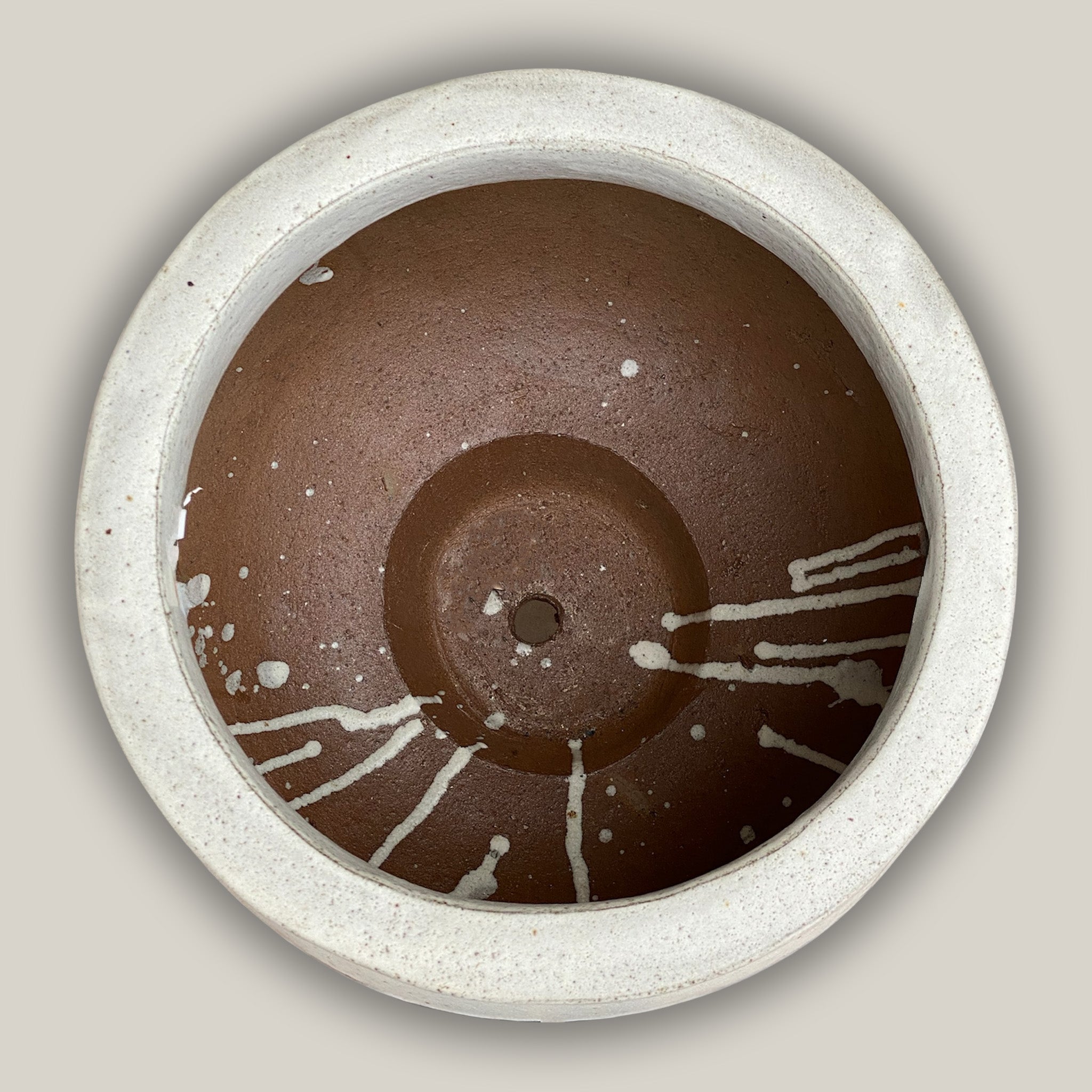 8646N12 - White Tavito Cup Ceramic Pot