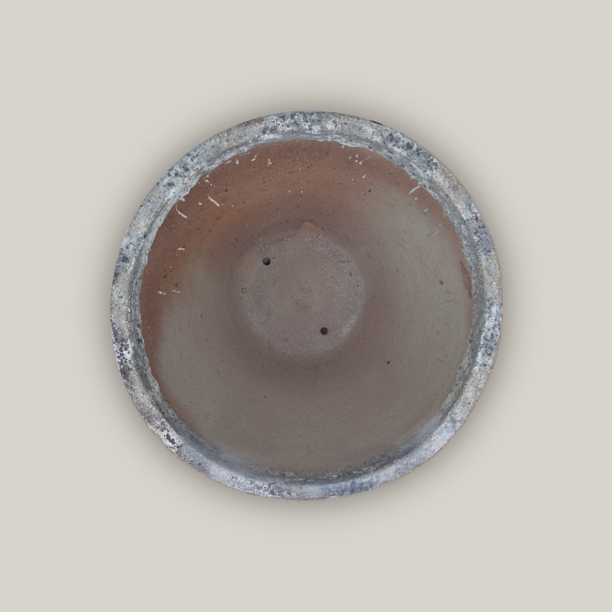 602R9 - Atlantis White Rustic Low Cone Ceramic Planter