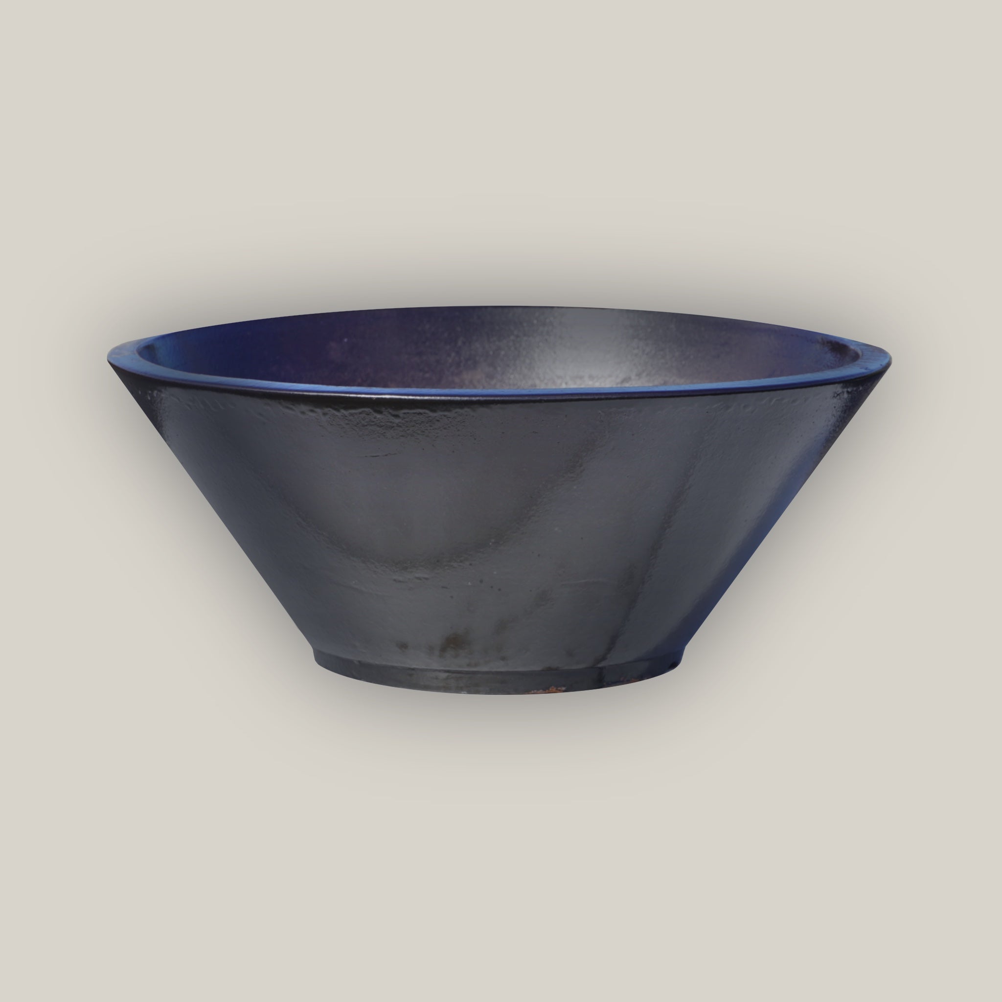 Black low wide planter