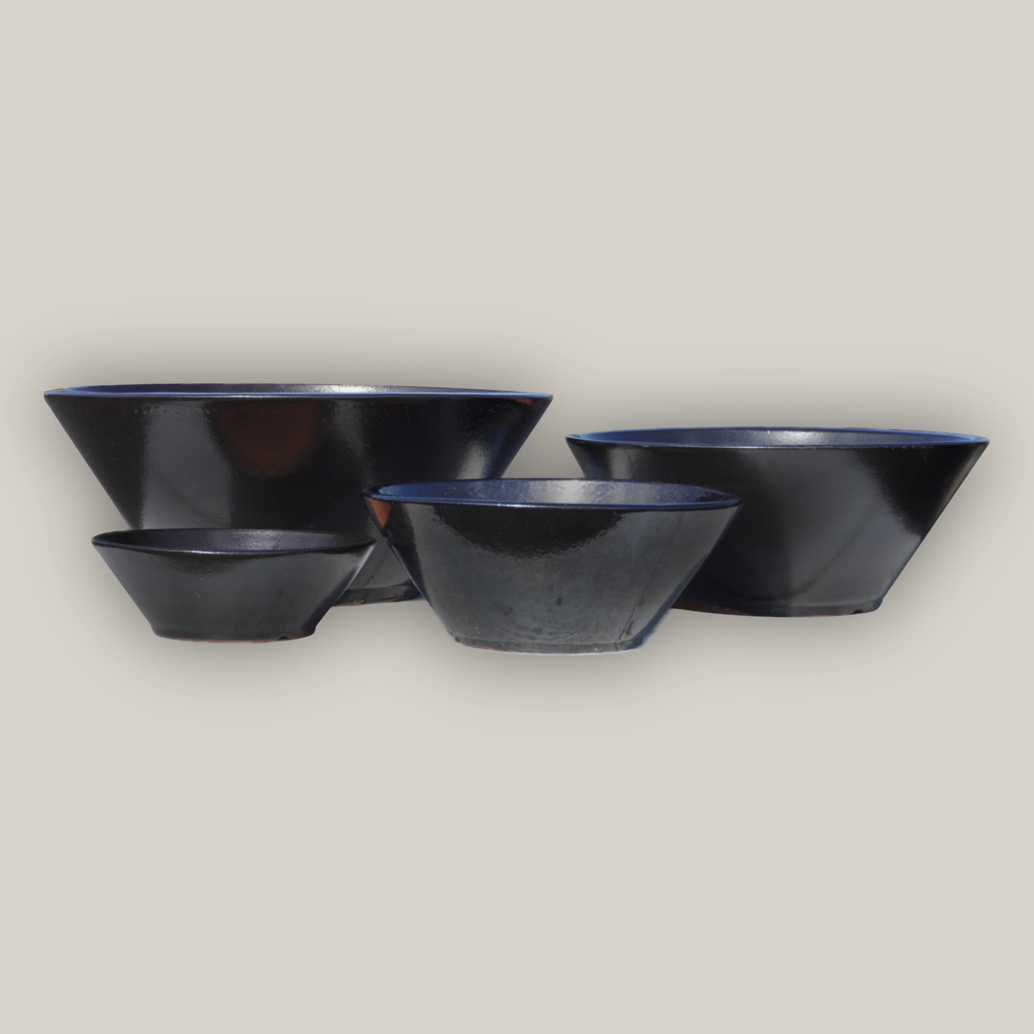 Black low wide planter set of 4