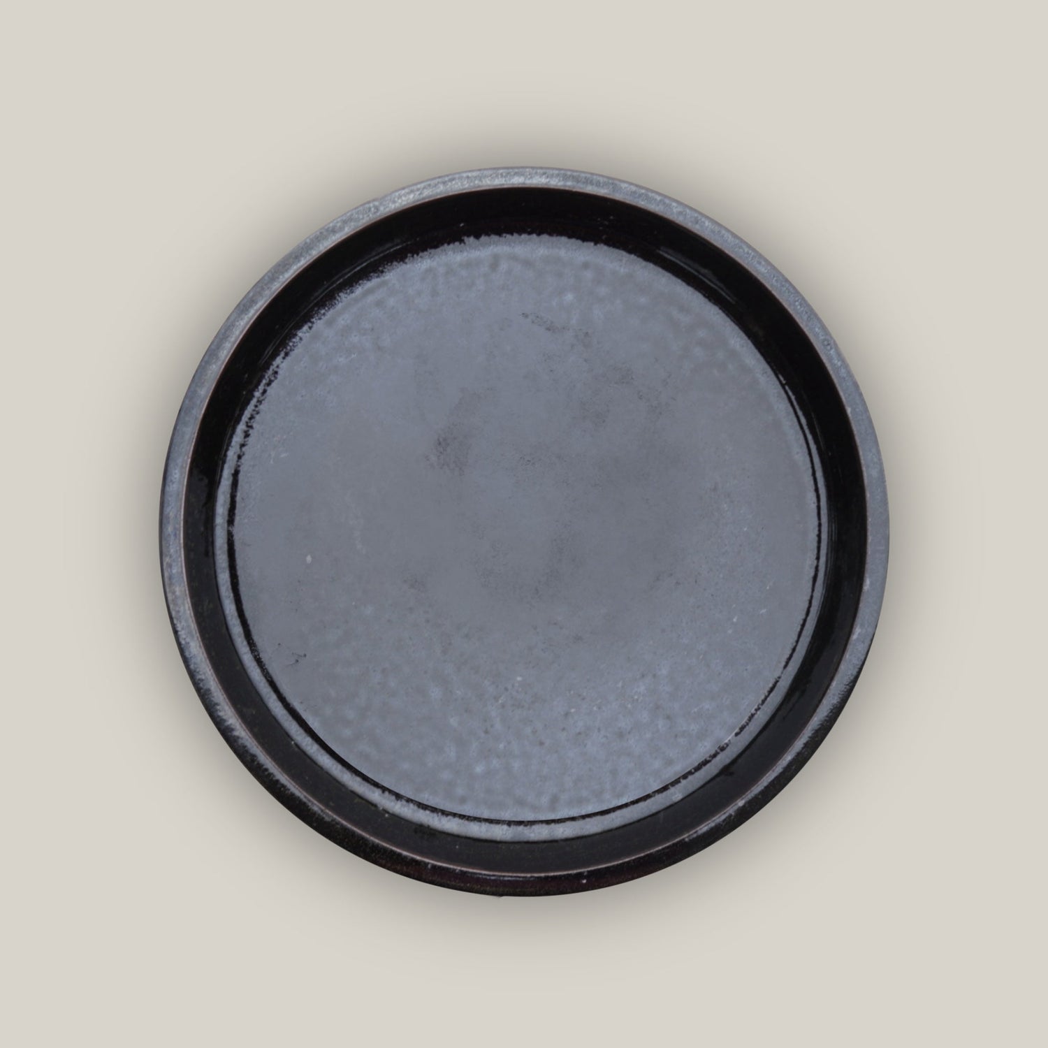 Saucer Black