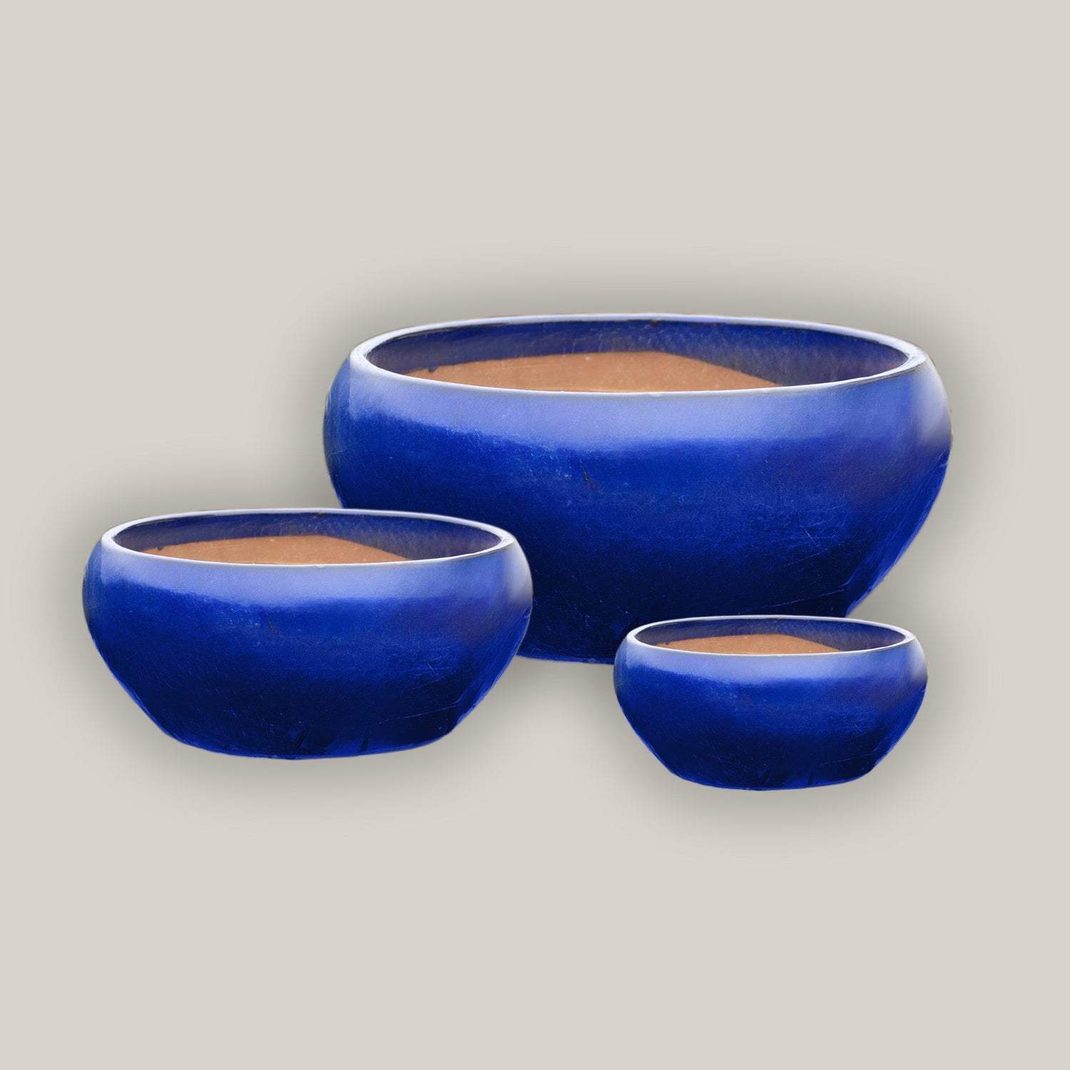 Round ceramic planters in Blue