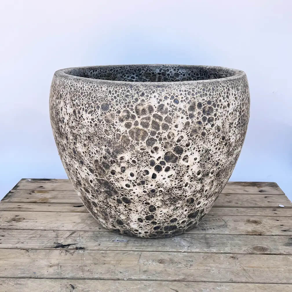 Stylish medium ceramic plant pot