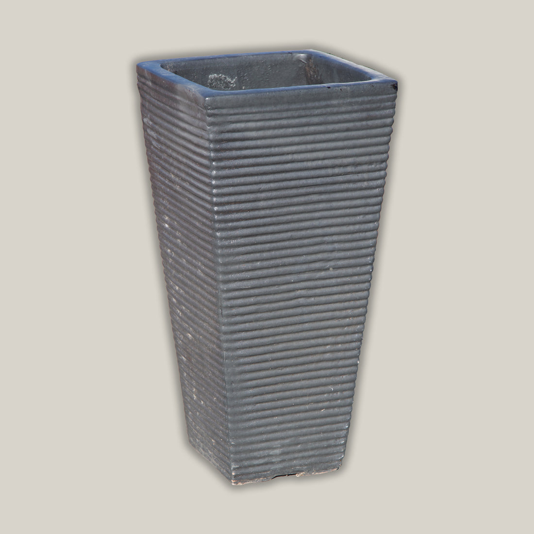 297M19 - Matte Black Horizontal Line Ceramic Square Planter