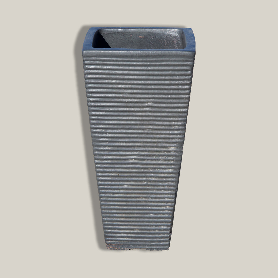 297M19 - Matte Black Horizontal Line Ceramic Square Planter