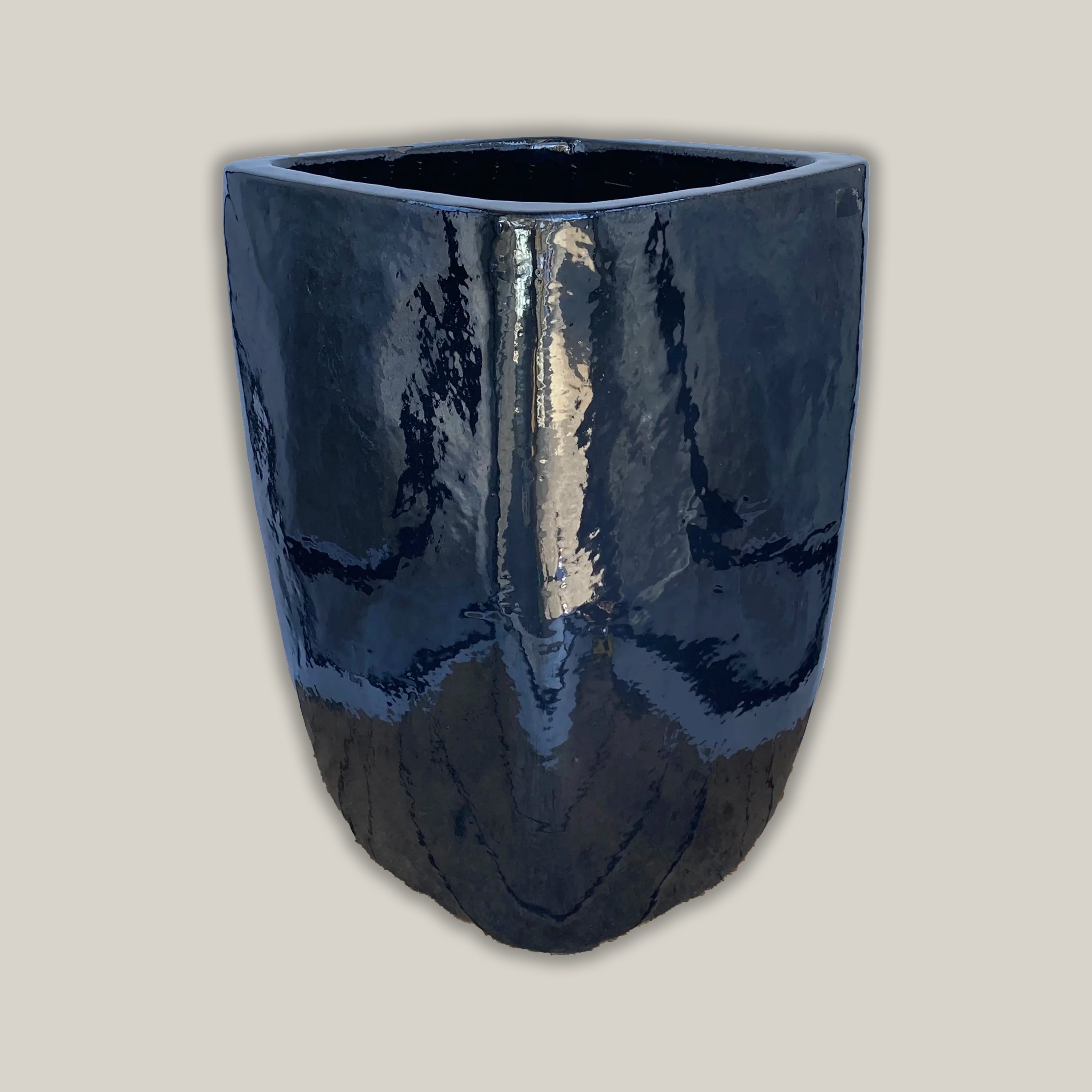 8107N15 - Shiny Black Milan Rounded Edge Square Ceramic Pot