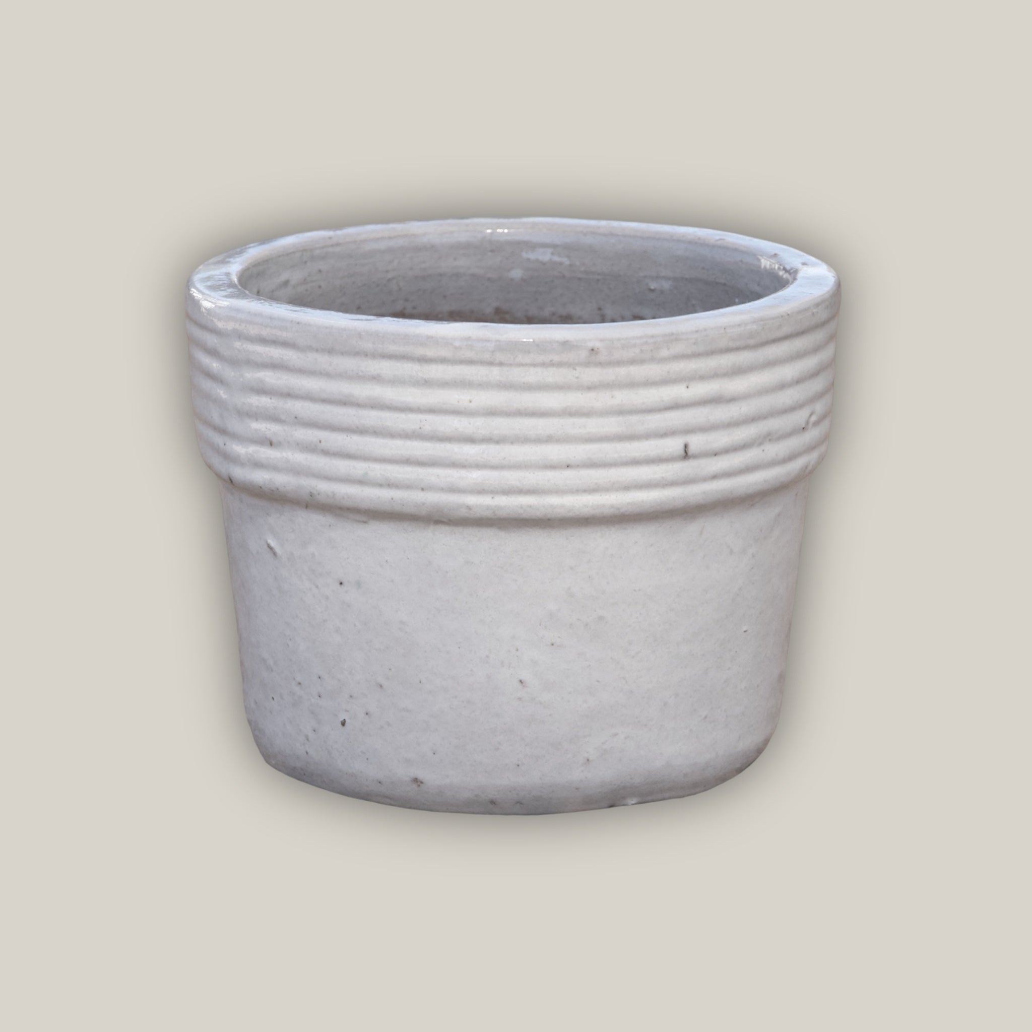 9086C16 - White Lined Rim Round Ceramic Planter