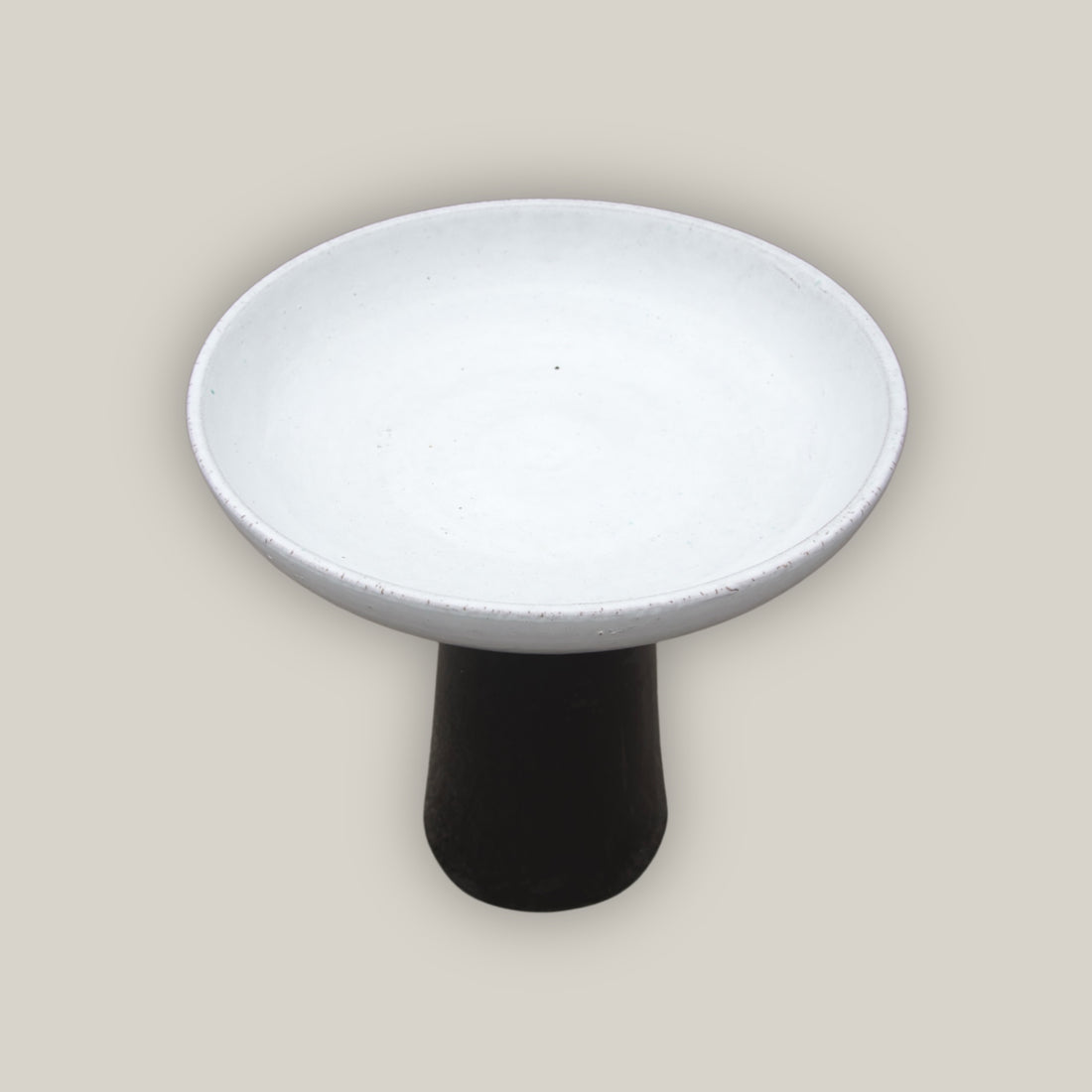 3106L4 - Ceramic Bird Bath - White Top and Black Stand