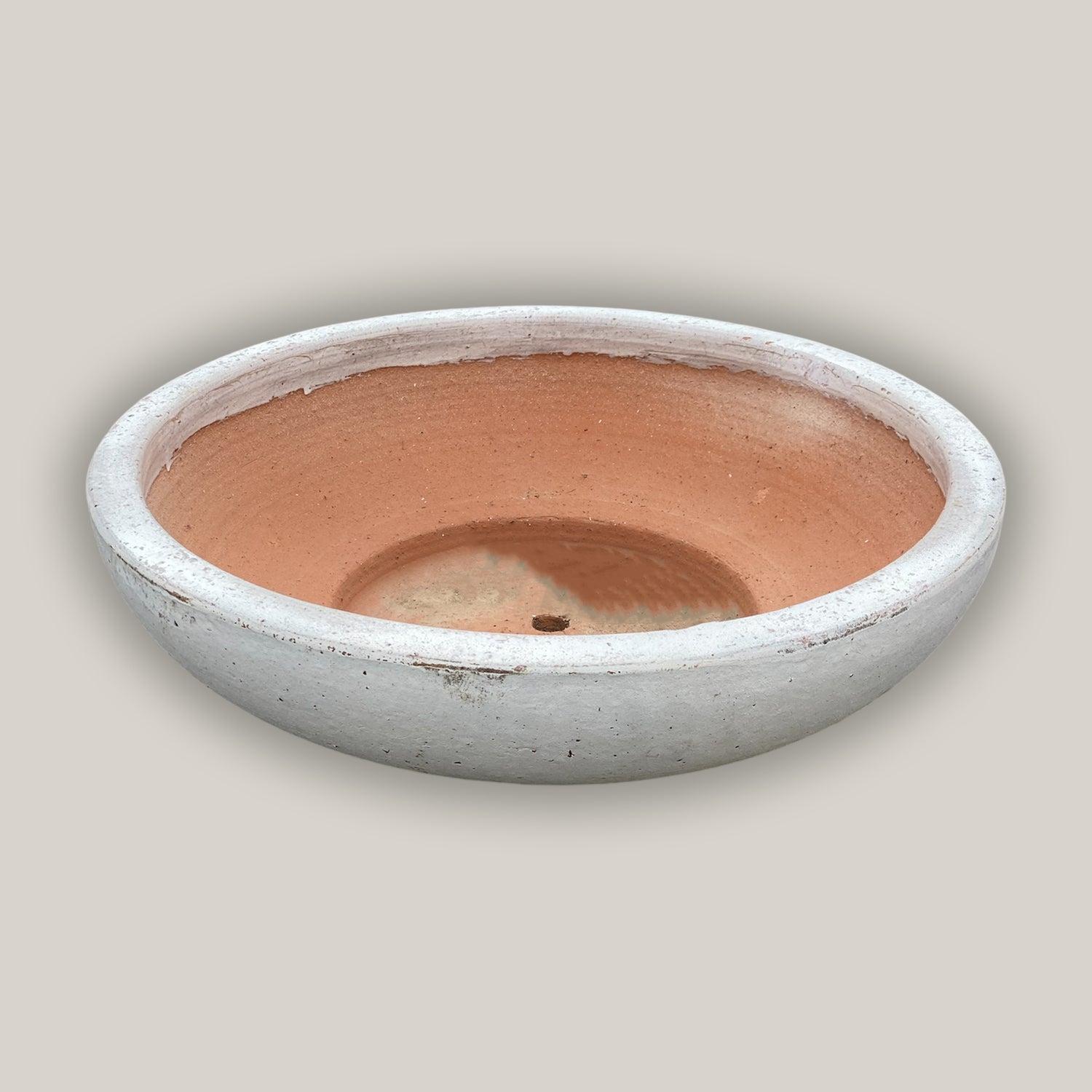 734R20 - Matte White Rustic Wok Planter