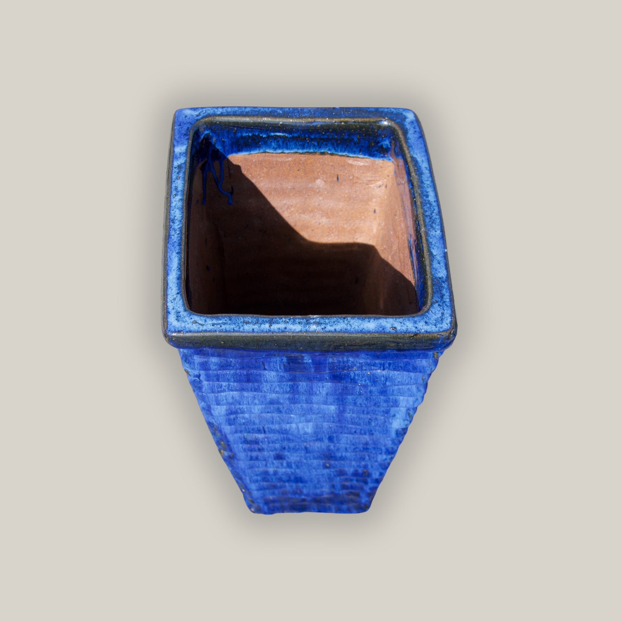 8096N8 -Blue Ripple Wedge Planter