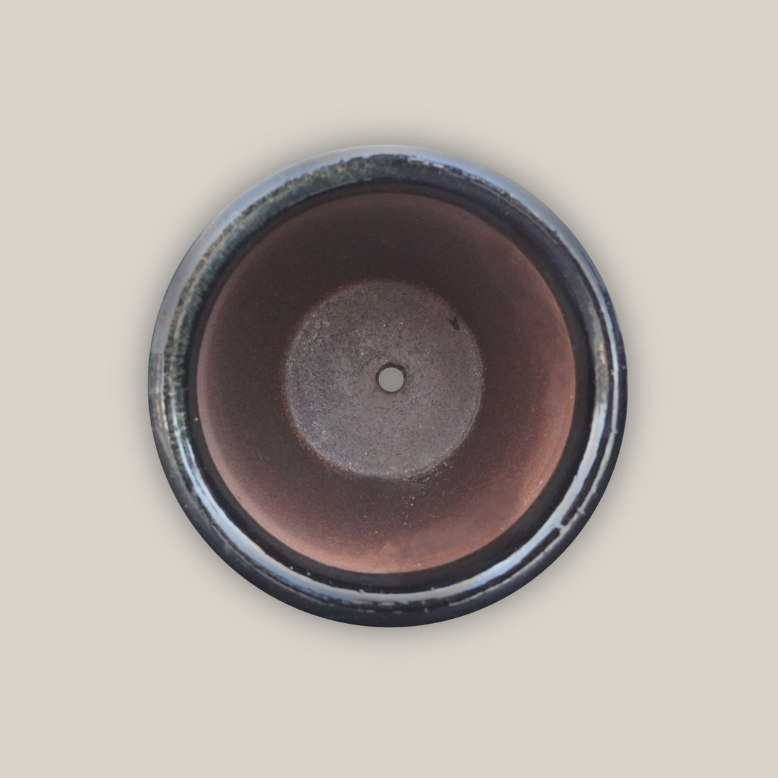6026H34 - Glossy Black Cana Pot