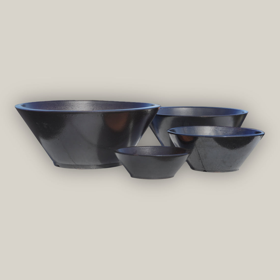 Black low wide planter set of 4