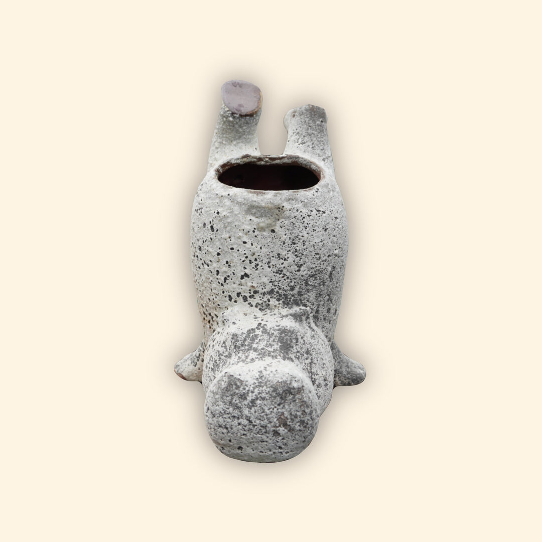 Atlantis White Faceplant Hippo Planter