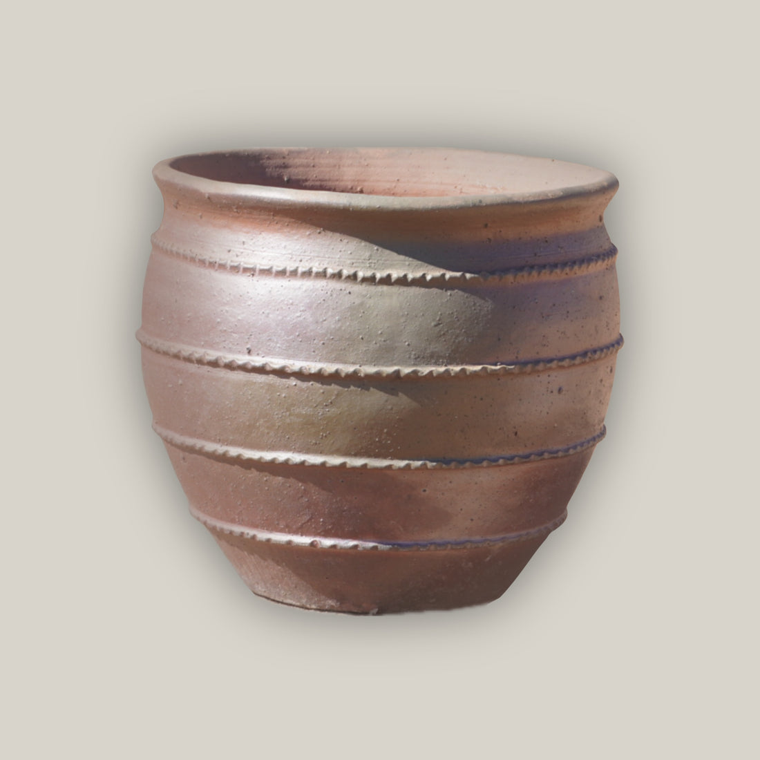 Tapered rustic clay flower pot with three-rim design