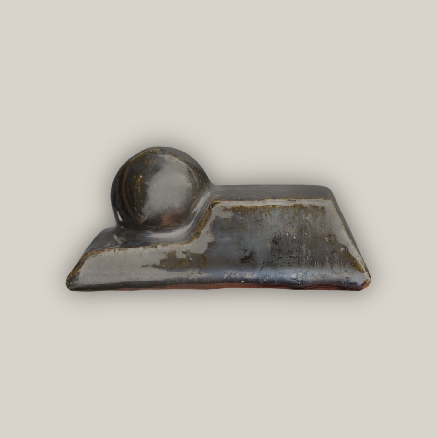 Shiny Black Ceramic Bari Pot Feet - Ten Thousand Pots - side