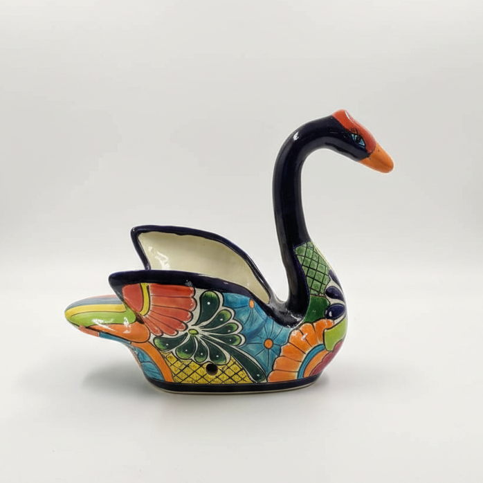 Talavera Swan - Medium (13"H x 16"L)