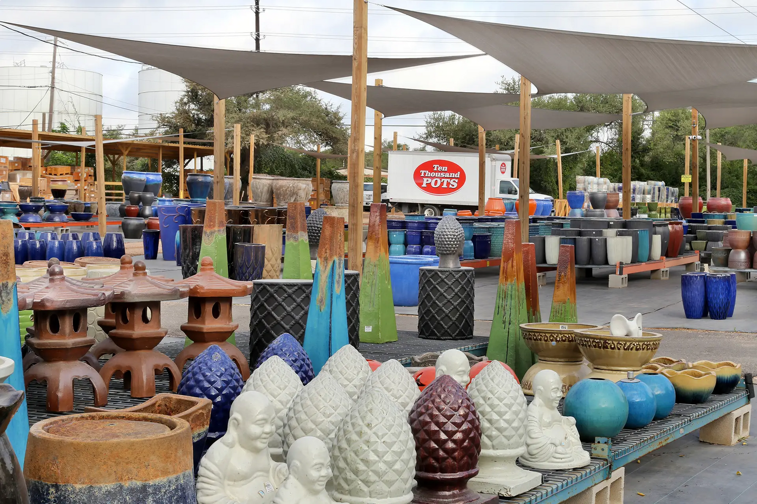 Ten Thousand Pots - Wholesale Pots, Planters, Fountains, Figurines - Austin TX