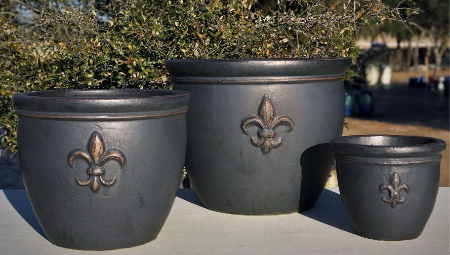 Matte Black Fleur de Lis Ceramic Planter | Ten Thousand Pots