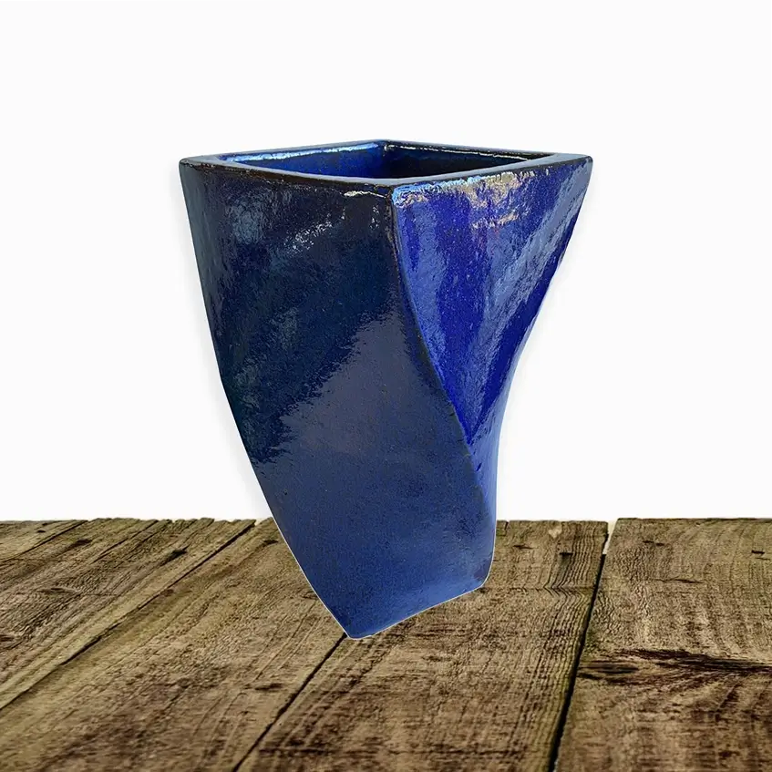 8086N8 - Blue Twisted Ceramic Pot